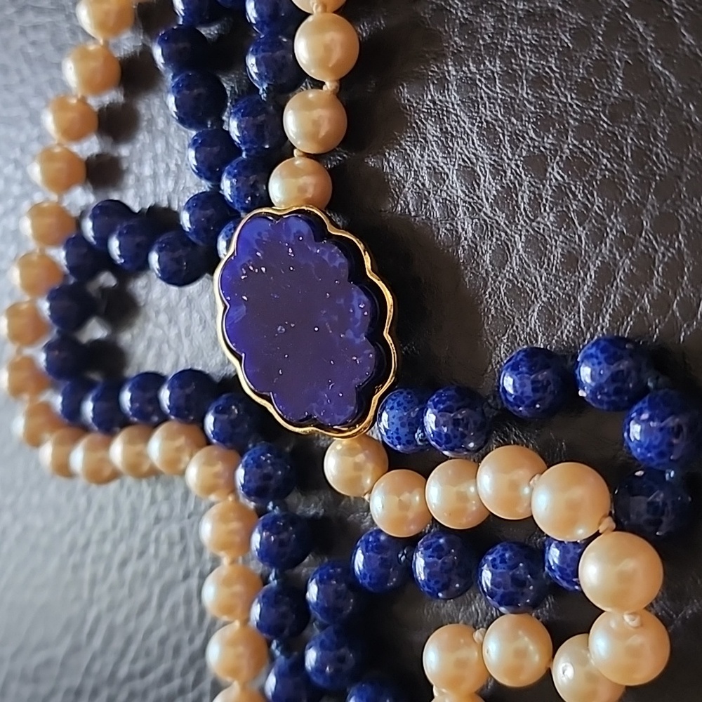 VTG Les Bernard Blue and Cream Beaded Necklace